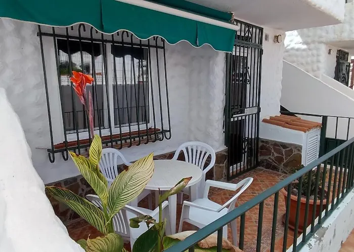 Апартаменты Palo Blanco Ocean View 250 M To The